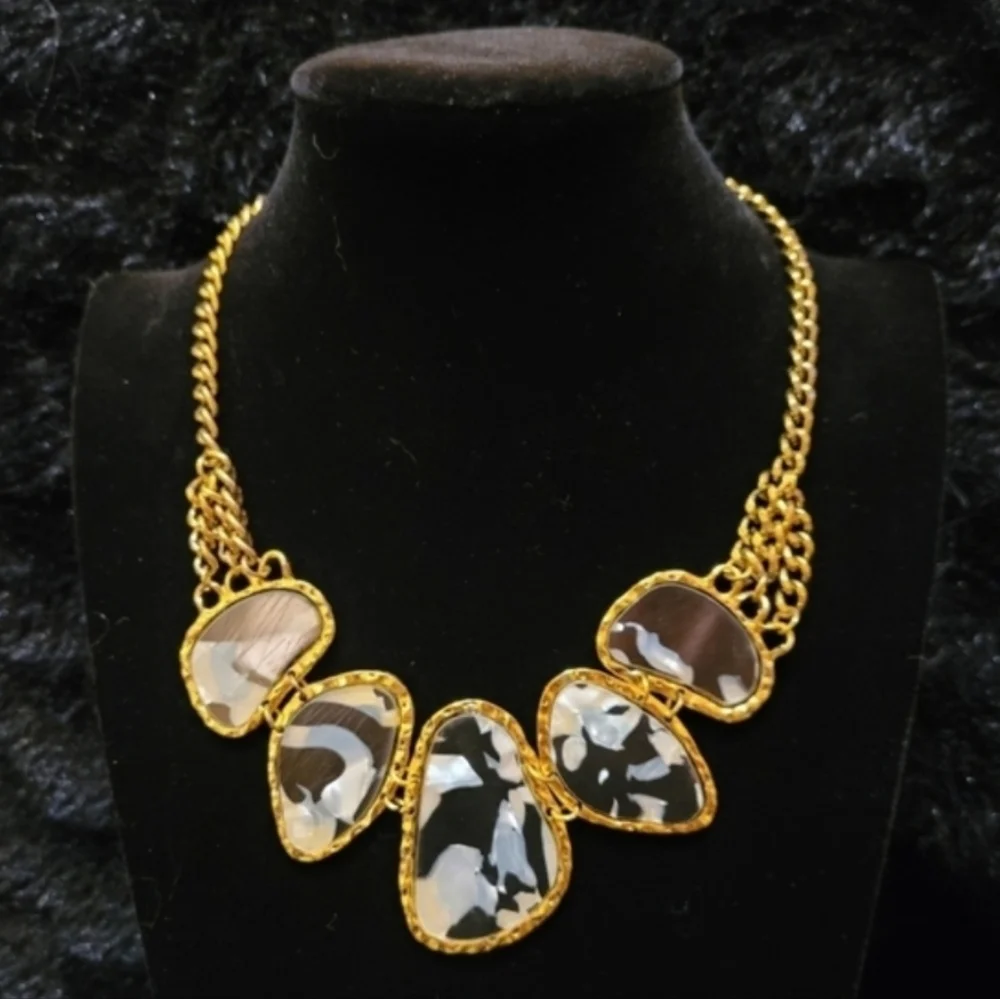 Vintage Estate Esmeray Black & White Shell Gold Statement Necklace
